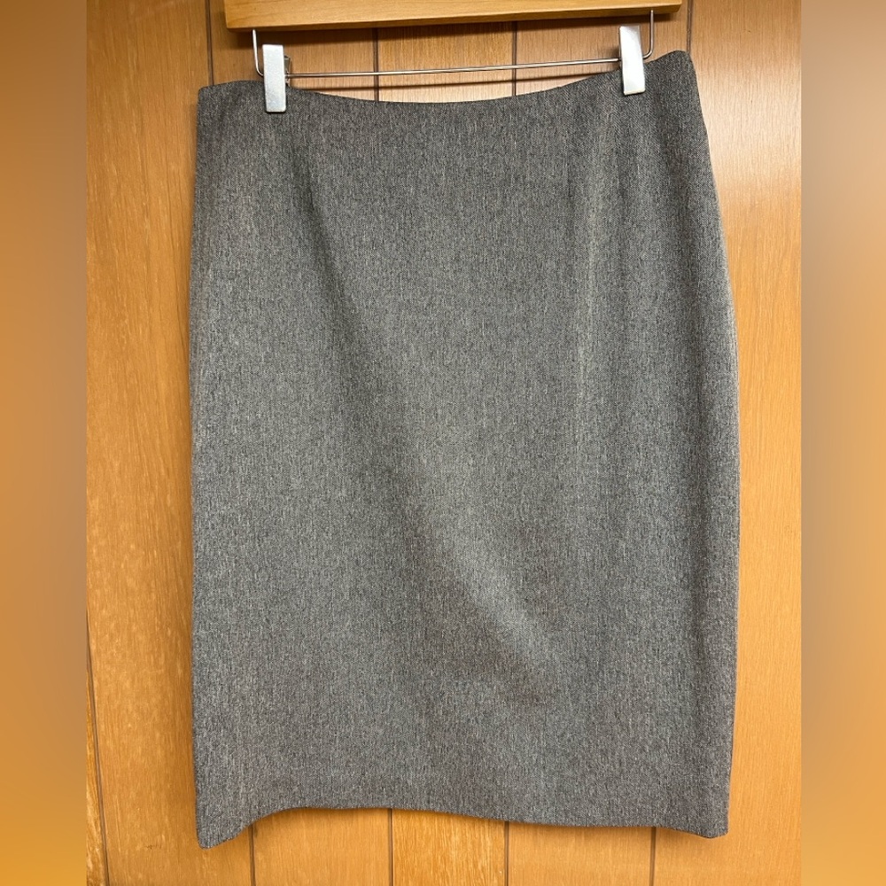 Larry Levine Classic Gray Pencil Skirt